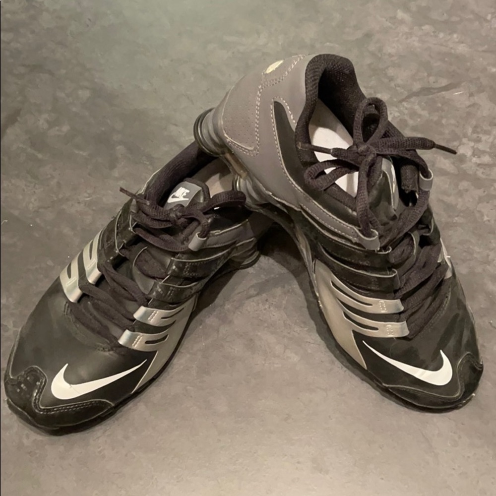 Women’s Nike Shox